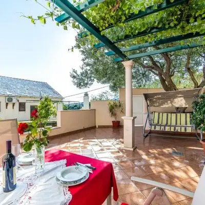 Apartment in Bol with sea view