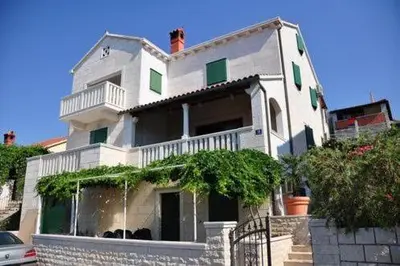Zgrada u kojoj se nalazi apartman