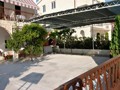Zgrada u kojoj se nalazi apartman