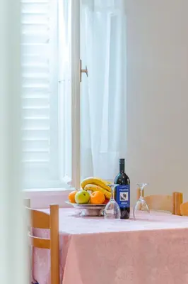 Hrana u apartmanu ili u blizini
