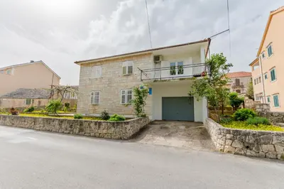 Zgrada u kojoj se nalazi apartman