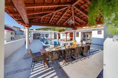 Tlocrt objekta Seaview Villa MaToLi with heated 50sqm pool and 4 bedrooms, close to Split
