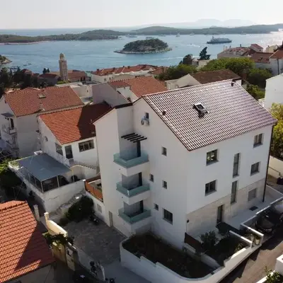 Marisa Apartments Hvar II