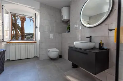 Kupaonica u objektu Deluxe Dreamy room in the Center of Hvar with Sea View