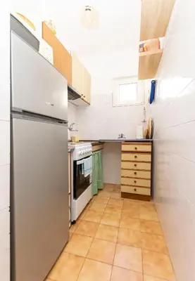 Kuhinja ili čajna kuhinja u objektu Apartment Raos
