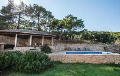 Bazen u objektu Holiday Home With 2 Bedroom ili u blizini