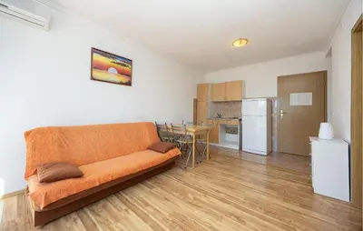 Kuhinja ili čajna kuhinja u objektu Apartment Vojskovo I