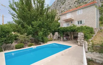 Bazen u objektu Apartment Staro Selo Duce Bb V ili u blizini