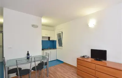 Tlocrt objekta Stunning Home In Duce