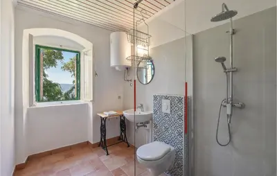 Kupaonica u objektu Holiday Home Put Starogsela Bb Cr