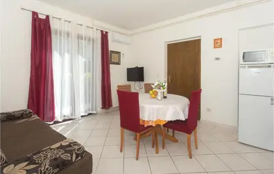 TV i/ili zabavni centar u objektu Apartment Split-Podstrana