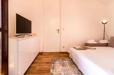 Krevet ili kreveti u jedinici u objektu Sunny beach apartment Lavica
