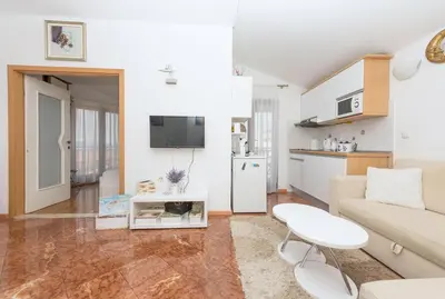 Kuhinja ili čajna kuhinja u objektu Apartment Piccolo Paradiso