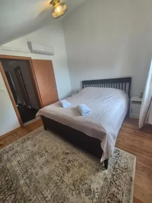Krevet ili kreveti u jedinici u objektu Apartman Traper with sea view and private pool