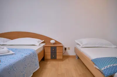 Krevet ili kreveti u jedinici u objektu M Entire floor in a spacious house with pool