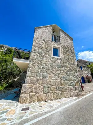 Zgrada u kojoj se nalazi apartman