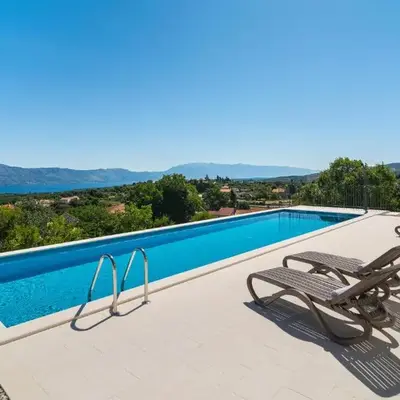 Amazing Home In Supetar Brac