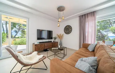 TV i/ili zabavni centar u objektu Stunning Home In Sumartin