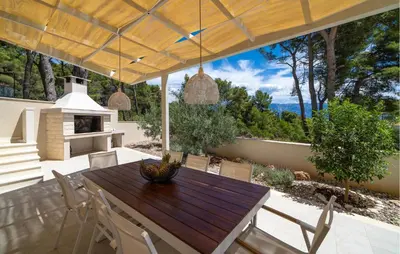 Balkon ili terasa u objektu Stunning Home In Sumartin