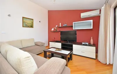 TV i/ili zabavni centar u objektu Gorgeous Home In Krilo Jesenice