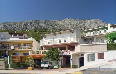 Pogled na planine ili pogled na planine iz apartmana
