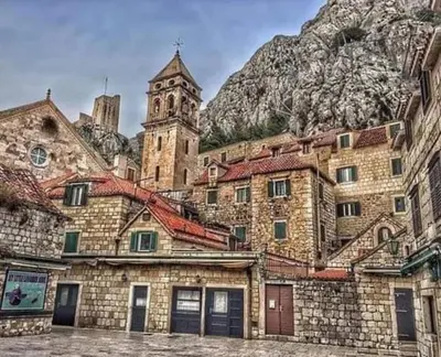 Pogled na planine ili pogled na planine iz apartmana