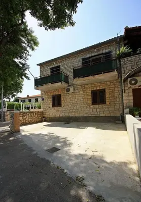 Zgrada u kojoj se nalazi apartman
