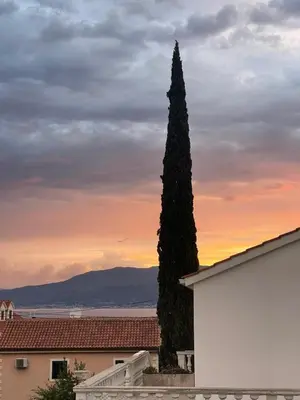 Pogled na planine ili pogled na planine iz apartmana