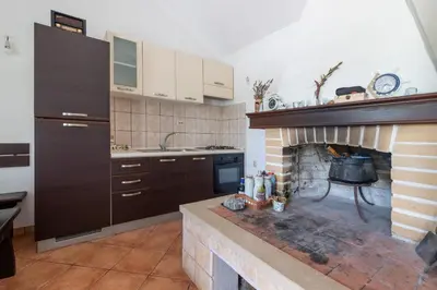 Kuhinja ili čajna kuhinja u objektu Secluded holiday house Cove Vela Lozna, Brac - 16179