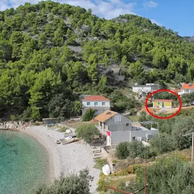 Secluded fisherman's cottage Cove Skozanje