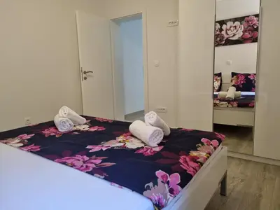 Krevet ili kreveti u jedinici u objektu Apartment Gajo with swimming pool near Split