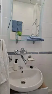 Kupaonica u objektu Studio apartmani Lea i Lovro