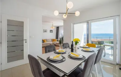 Tlocrt objekta Luxurious Home In Jesenice