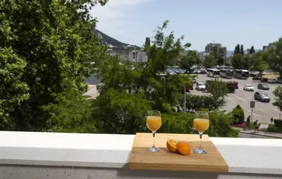 Pogled na planine ili pogled na planine iz apartmana
