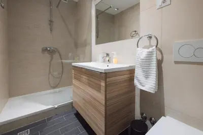 Kupaonica u objektu Apartmani Stipe Brela