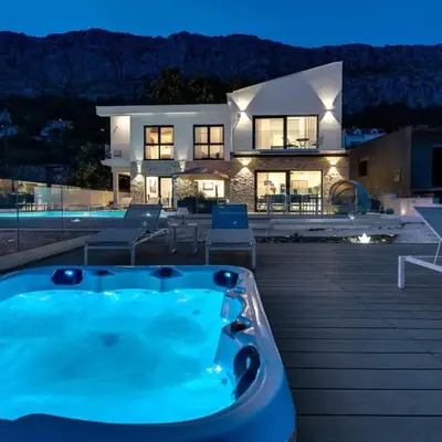 Seaview Villa Nautique