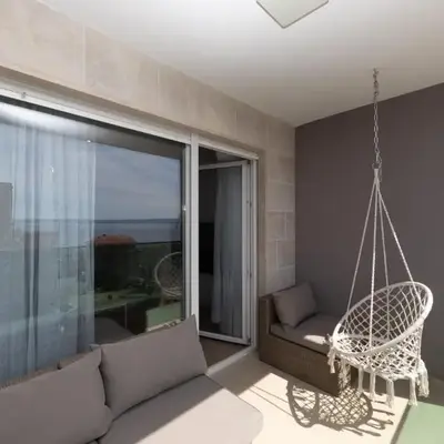 Luxury Apartments Sunny Side