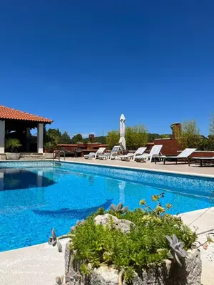 Bazen u objektu Apartment with swimming pool ili u blizini