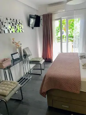 Krevet ili kreveti u jedinici u objektu Studio apartment Purple sunset - 2+1