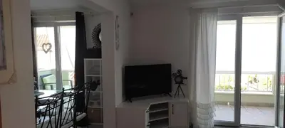 TV i/ili zabavni centar u objektu Apartman Dane