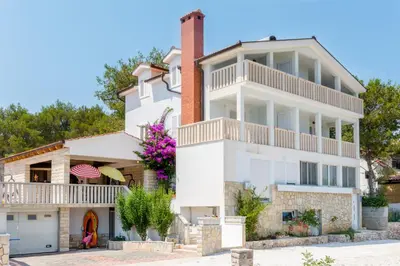 Zgrada u kojoj se nalazi apartman