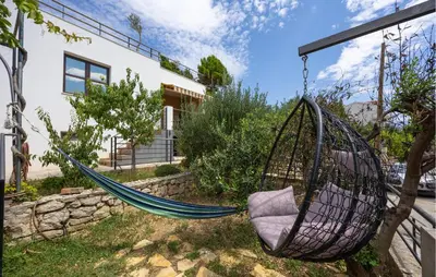 Vrt u objektu Beautiful Home In Marusici Omis With Wifi