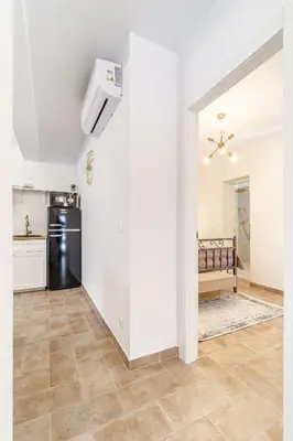 Kuhinja ili čajna kuhinja u objektu House Josipa