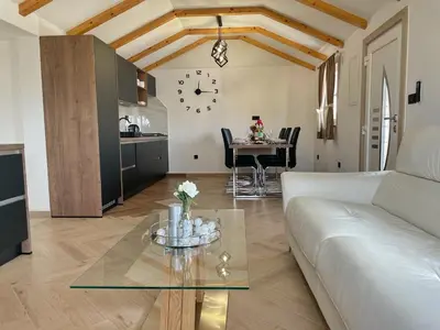 Kuhinja ili čajna kuhinja u objektu Villa LONGO