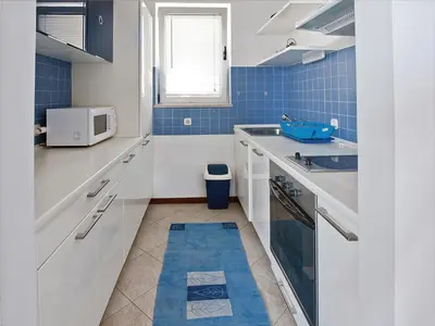 Kuhinja ili čajna kuhinja u objektu Villas Violet & Rosemary