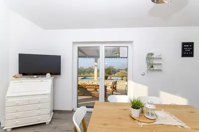 TV i/ili zabavni centar u objektu House Blato