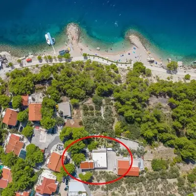 Apartments by the sea Brela