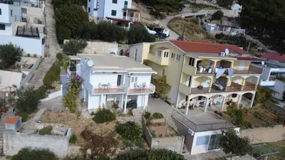 Zgrada u kojoj se nalazi apartman