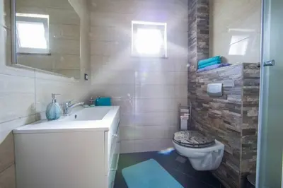 Kupaonica u objektu Villa Marija with private heated pool