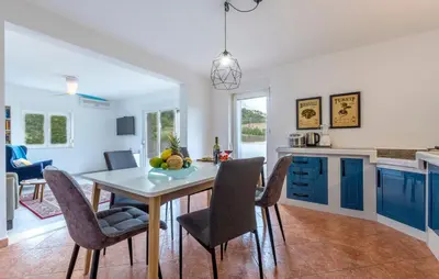 Kuhinja ili čajna kuhinja u objektu Villa Ume